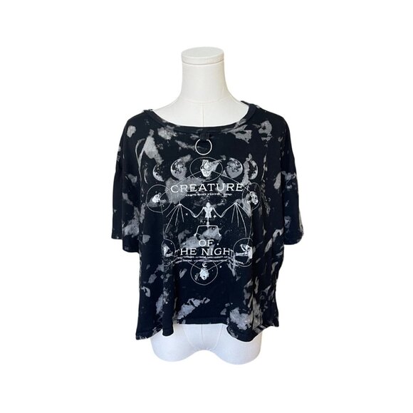 Hot Topic Womens Creature of The Night T-Shirt XL Tie-Dye Crop Y2K Goth Grunge - Picture 4 of 12